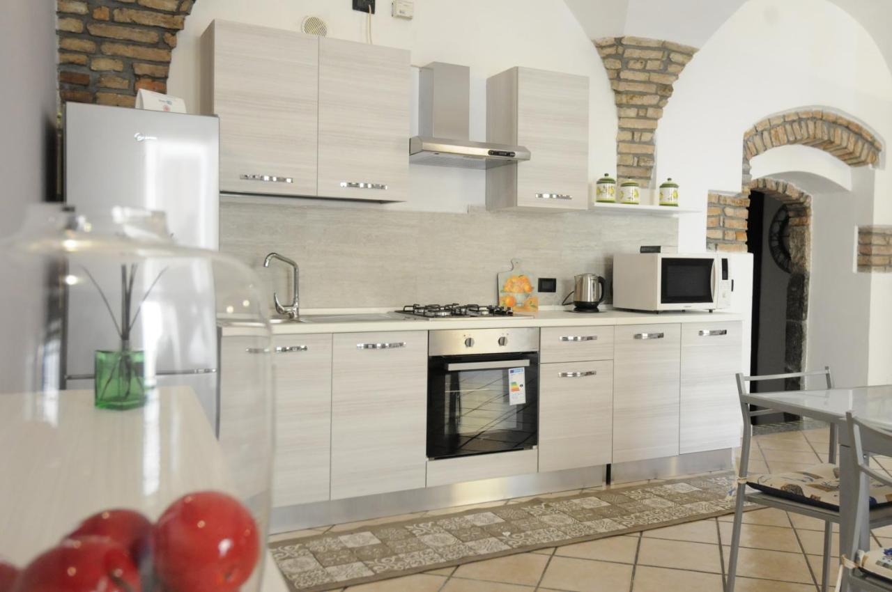 St. George Apartment Lovere Bagian luar foto