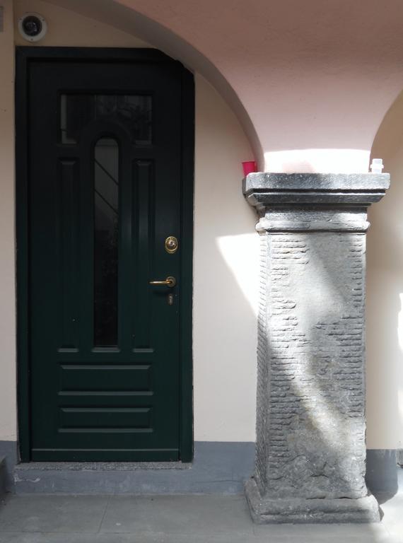 St. George Apartment Lovere Bagian luar foto